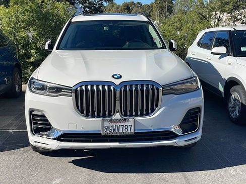 Used 2021 BMW X7 xDrive40i w/ Cold Weather Package image 5