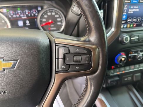 Used 2020 Chevrolet Silverado 3500 High Country image 23