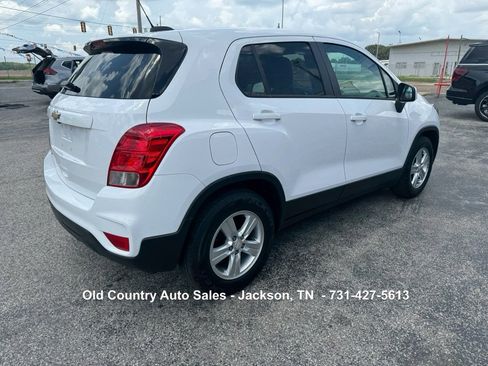Used 2020 Chevrolet Trax LS w/ Tint and Cruise Package image 6