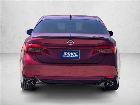 Used 2019 Toyota Avalon XSE FWD image 6