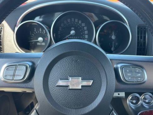 Used 2003 Chevrolet SSR w/ Preferred Equipment Group image 23