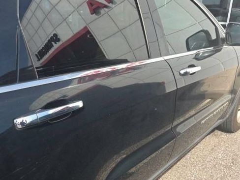 Used 2020 Jeep Grand Cherokee Limited RWD image 9