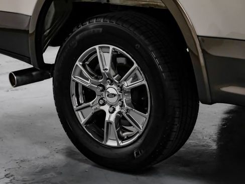 Used 2017 Ford F150 Lariat RWD image 51