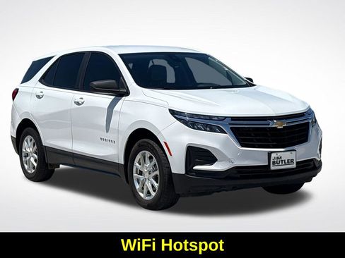 Used 2022 Chevrolet Equinox LS w/ LS Convenience Package AWD/4WD image 13