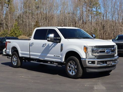 Used 2017 Ford F350 Lariat w/ Lariat Ultimate Package image 9