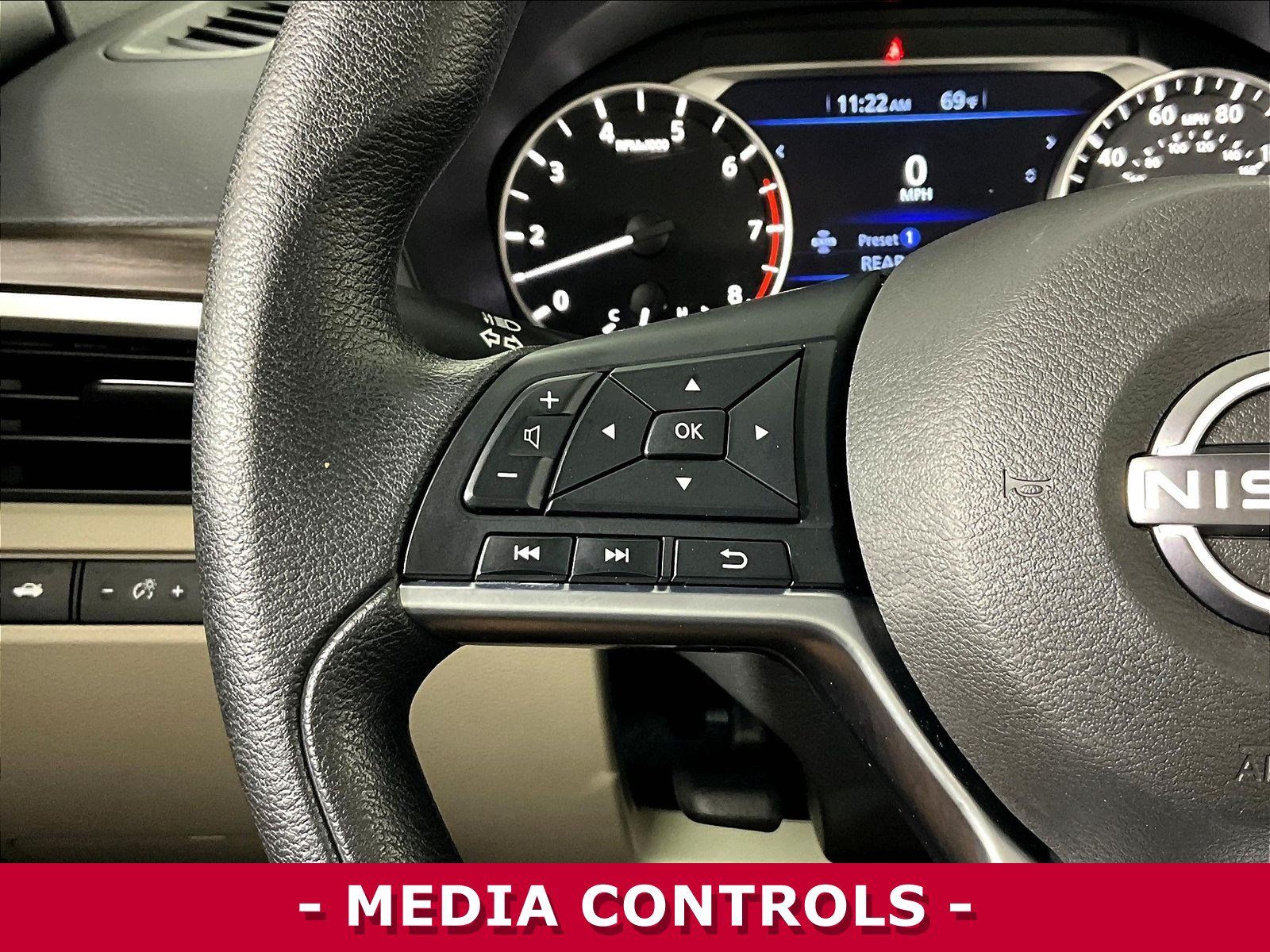 Certified 2025 Nissan Altima 2.5 SV FWD image 11