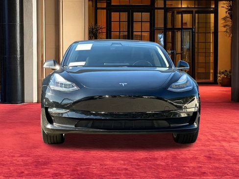 Used 2018 Tesla Model 3 Long Range image 7