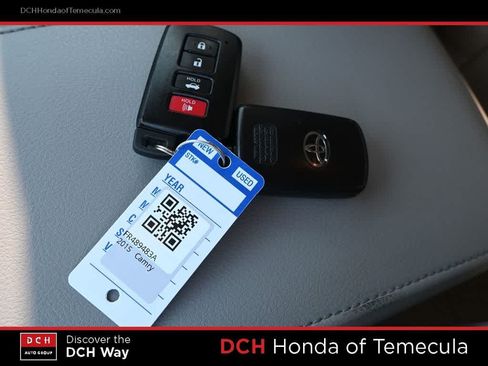 Used 2015 Toyota Camry XLE w/ Convenience Package FWD image 8
