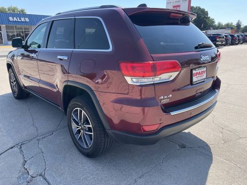 Used 2019 Jeep Grand Cherokee Limited AWD/4WD image 3