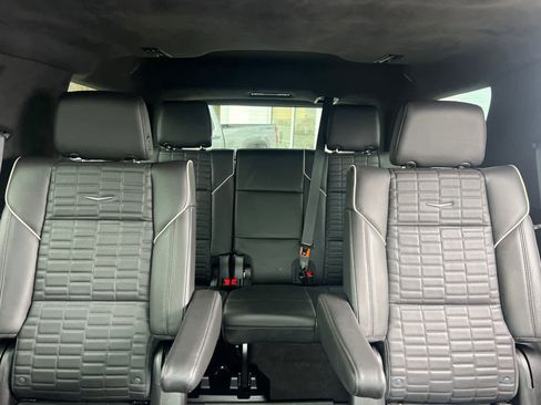 Used 2024 Cadillac Escalade Sport Platinum w/ LPO, ONYX Package image 28