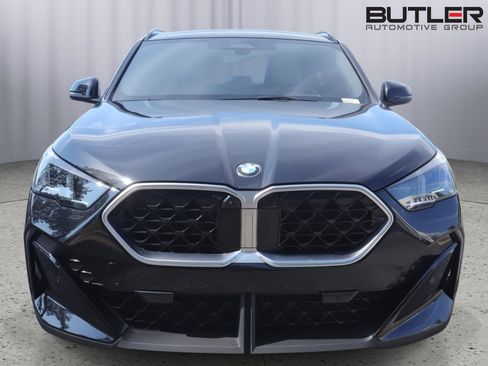 Used 2025 BMW X2 xDrive28i w/ Premium Package AWD/4WD image 2