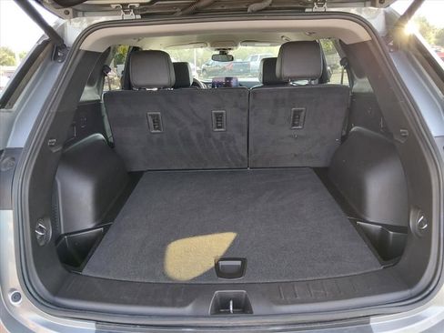 Used 2023 Chevrolet Blazer LT FWD image 10
