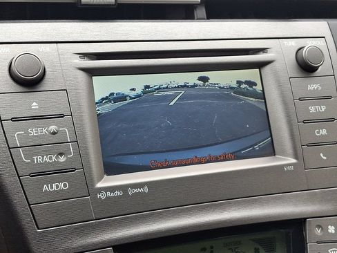 Used 2015 Toyota Prius Three FWD image 17