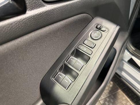 Used 2025 Honda Civic Sport image 12
