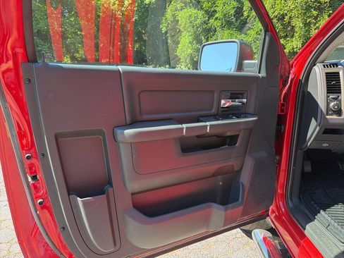 Used 2012 RAM 1500 Express RWD image 14