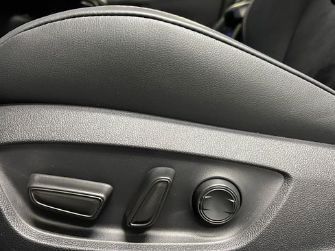 New 2026 Toyota Corolla SE image 9