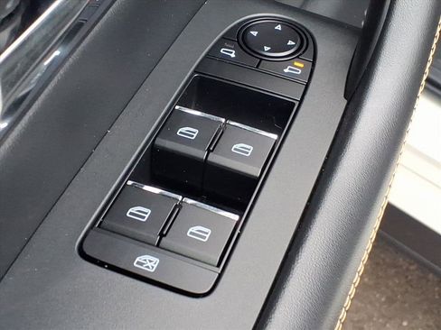 Used 2025 MAZDA CX-90 3.3 Turbo w/ Preferred Package image 14