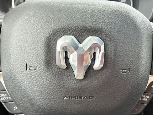 New 2026 RAM 1500 4x4 Crew Cab image 5