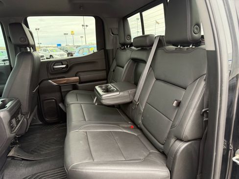 Used 2020 Chevrolet Silverado 1500 LT Trail Boss image 17