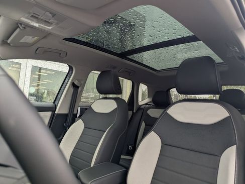 New 2026 Volkswagen Taos SEL AWD/4WD image 23