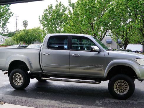 Used 2004 Toyota Tundra SR5 image 11