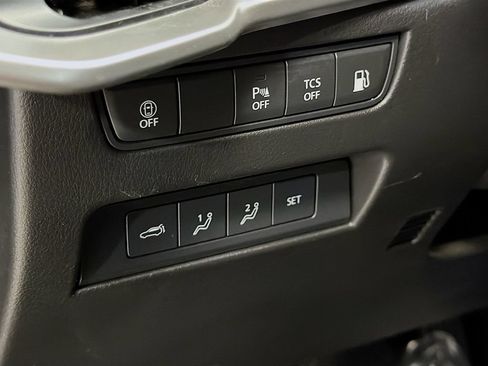 Used 2024 MAZDA CX-90 Plug-In Hybrid w/ Premium Pkg AWD/4WD image 12
