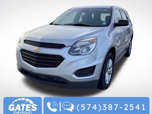 Used 2017 Chevrolet Equinox LS image 5