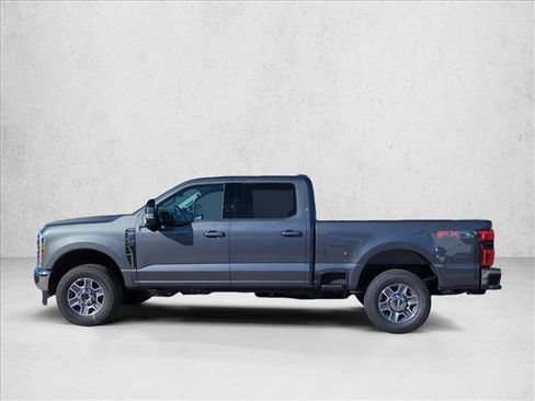 New 2026 Ford F250 Lariat w/ FX4 Off-Road Package image 5