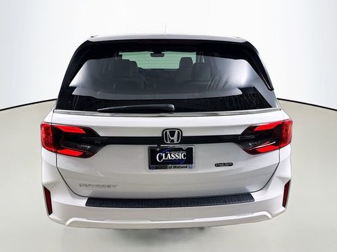 New 2026 Honda Odyssey EX-L image 6