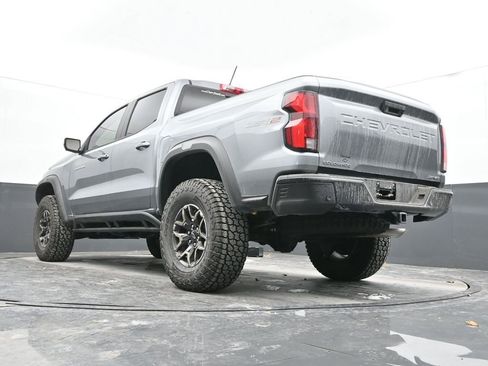 Used 2024 Chevrolet Colorado ZR2 w/ ZR2 Convenience Package III AWD/4WD image 47