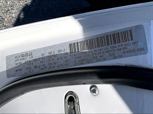 Used 2020 RAM 1500 Tradesman w/ Chrome Appearance Group image 20