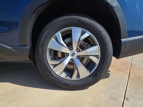 Used 2019 Subaru Ascent Premium AWD/4WD image 33