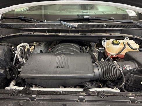 Used 2021 GMC Yukon SLT w/ SLT Premium Package image 29