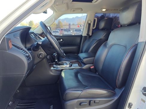 Used 2020 Nissan Armada Platinum w/ Interior Lighting Package image 10