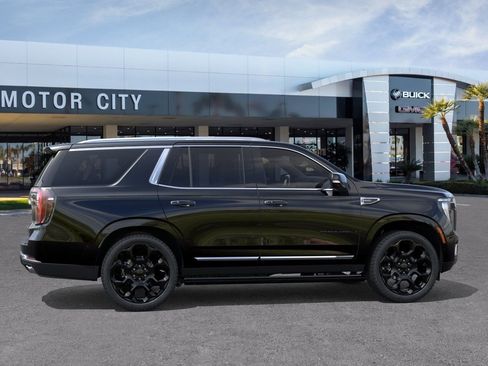 New 2026 GMC Yukon Denali w/ Denali Reserve Package AWD/4WD image 3
