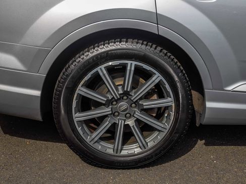 Used 2017 Audi Q7 3.0T Premium Plus w/ Premium Plus Package image 5