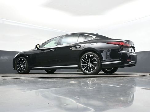 Used 2023 Lexus LS 500h AWD w/ Luxury Package image 41
