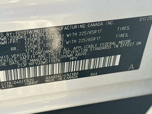 Used 2025 Toyota RAV4 LE AWD/4WD image 12