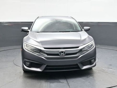 Used 2017 Honda Civic Touring image 10