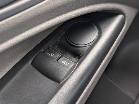 Used 2020 Ford Transit Connect XL image 12