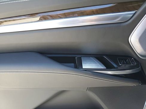 New 2026 Cadillac Escalade ESV Platinum Sport w/ LPO, ONYX Package AWD/4WD image 8