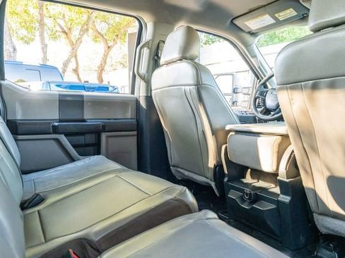 Used 2022 Ford F250 XL w/ Power Equipment Group image 41