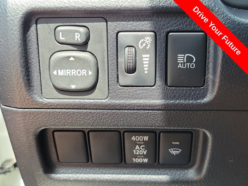 Used 2022 Toyota 4Runner TRD Off-Road AWD/4WD image 16