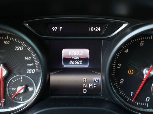 Used 2019 Mercedes-Benz CLA 250 image 46