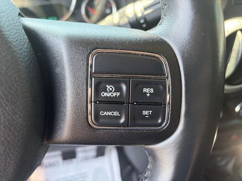 Used 2013 Jeep Wrangler Rubicon w/ Dual Top Group AWD/4WD image 26