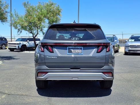 New 2026 Hyundai Tucson Limited FWD image 5