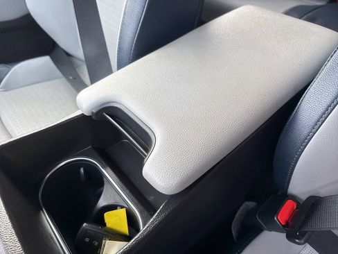 Certified 2023 Subaru Solterra Limited image 36