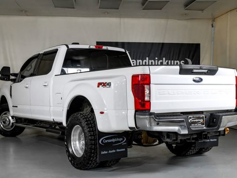 Used 2020 Ford F350 Lariat w/ Lariat Value Package image 10