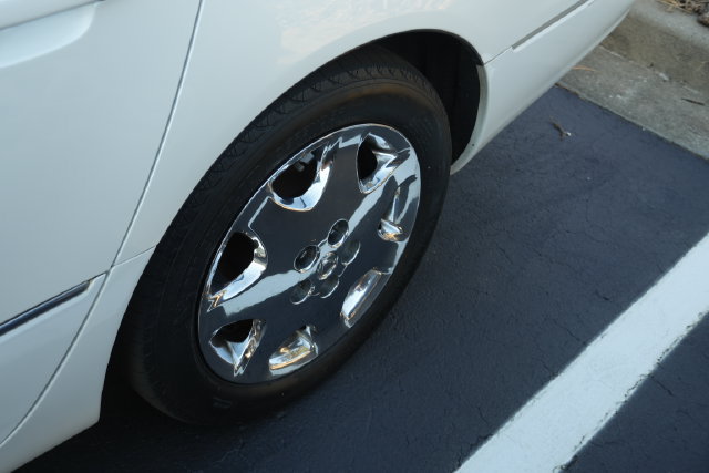 Used 2001 Lexus LS 430 RWD image 14