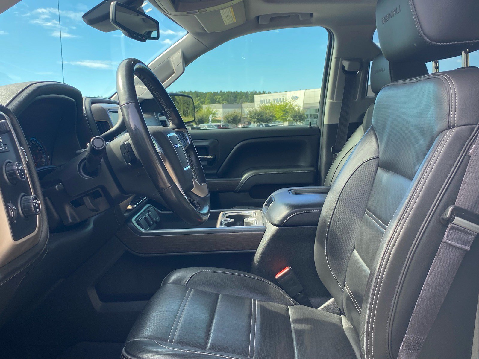 Used 2017 GMC Sierra 1500 Denali AWD/4WD image 12
